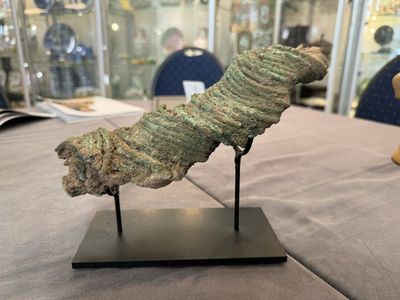 A varied collection of archaeological objects, China and Thailand, Qing and earlier — foto 7