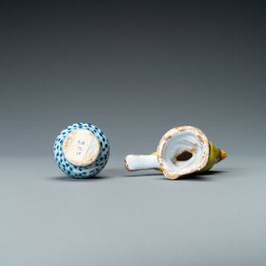 A varied collection of blue and white and polychrome Delftware, 18/19th C. — 照片 14