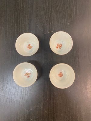 A varied collection of Chinese and Japanese porcelain, 18th C. — 照片 12