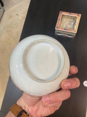 A varied collection of Chinese and Japanese porcelain, 18th C. — 照片 18