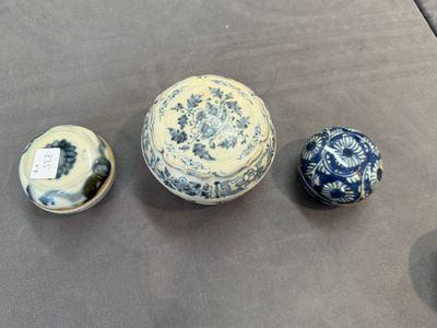A varied collection of Chinese and Vietnamese blue and white wares, 14th C. and later — 照片 2