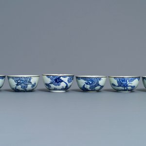 A varied collection of Chinese 'Bleu de Hue' Vietnamese market wares, 19th C. — photo 4
