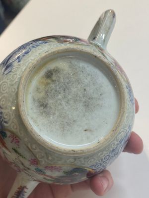 A varied collection of Chinese blue and white and famille rose porcelain, Qianlong and later — 照片 16