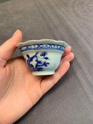 A varied collection of Chinese blue and white, and famille rose tea wares, Qianlong — photo 44