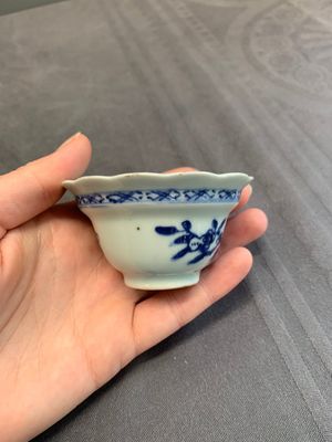 A varied collection of Chinese blue and white, and famille rose tea wares, Qianlong — photo 48