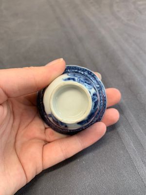 A varied collection of Chinese blue and white, and famille rose tea wares, Qianlong — photo 65