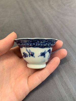 A varied collection of Chinese blue and white, and famille rose tea wares, Qianlong — photo 66