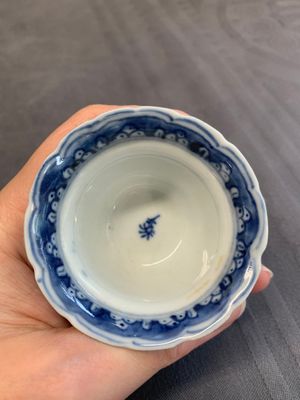 A varied collection of Chinese blue and white, and famille rose tea wares, Qianlong — photo 76