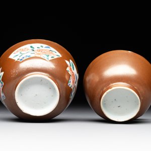A varied collection of Chinese blue and white, and famille rose tea wares, Qianlong — photo 11