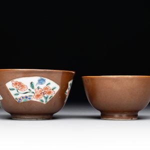A varied collection of Chinese blue and white, and famille rose tea wares, Qianlong — photo 9