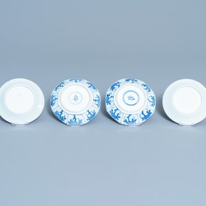 A varied collection of Chinese blue and white cups and saucers, Kangxi — 照片 5