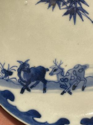 A varied collection of Chinese blue and white, grisaille and famille verte porcelain, Kangxi and later — photo 57