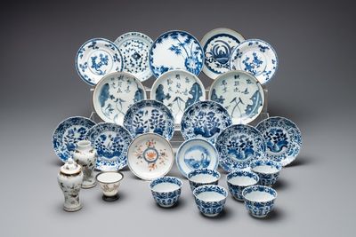 A varied collection of Chinese blue and white, grisaille and famille verte porcelain, Kangxi and later