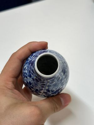 A varied collection of Chinese blue and white porcelain, Kangxi/Qianlong — photo 24