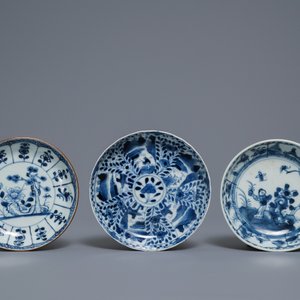 A varied collection of Chinese blue and white porcelain, Ming and Kangxi — photo 13