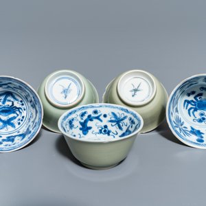 A varied collection of Chinese blue and white wares, Kangxi — 照片 15