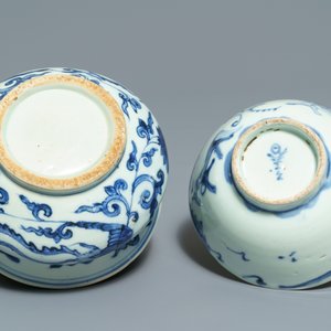 A varied collection of Chinese blue and white wares, Ming and later — photo 7