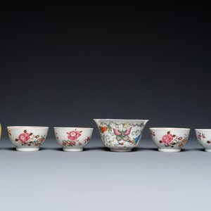A varied collection of Chinese blue, white and famille rose porcelain, Yongzheng and later — 照片 8