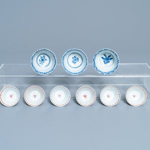 A varied collection of Chinese famille rose and blue and white cups and saucers, Qianlong and 19th C. — 照片 16