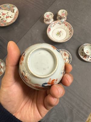 A varied collection of Chinese famille rose and Imari-style porcelain, Yongzheng and later — 照片 27
