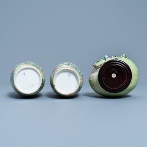 A varied collection of Chinese famille rose and monochrome wares, 19/20th C. — 照片 13