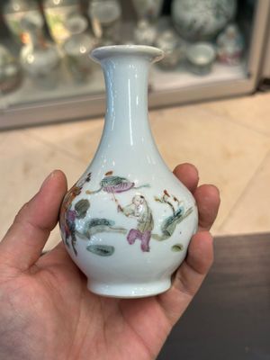 A varied collection of Chinese famille rose and qianjiang cai porcelain, 19/20th C. — 照片 30