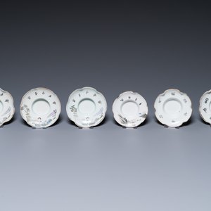 A varied collection of Chinese famille rose and qianjiang cai teawares, 19th/20th C. — photo 19