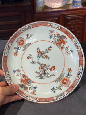 A varied collection of Chinese famille rose and verte porcelain, 18/19th C. — 照片 27