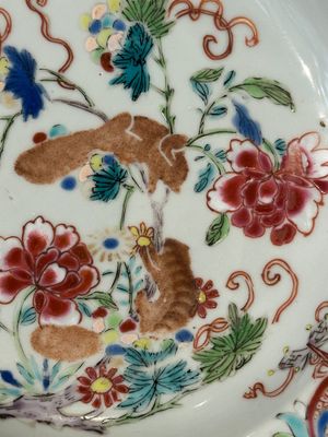 A varied collection of Chinese famille rose and verte porcelain, 18/19th C. — 照片 42