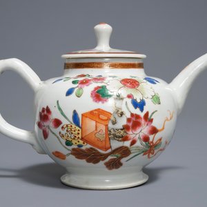 A varied collection of Chinese famille rose wares, Yongzheng/Qianlong — 照片 7