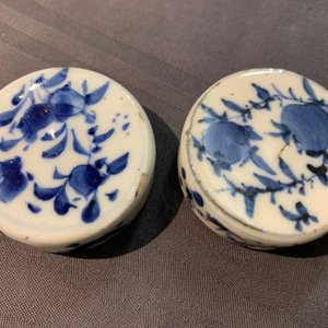 A varied collection of Chinese miniature vases, Kangxi and later — photo 5