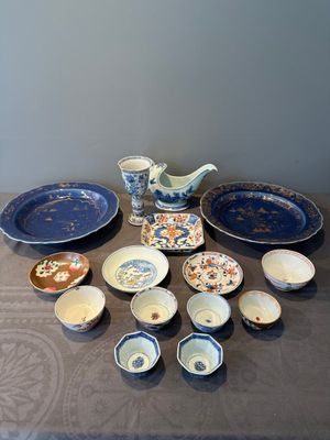 A varied collection of Chinese porcelain, Kangxi and later — foto 1