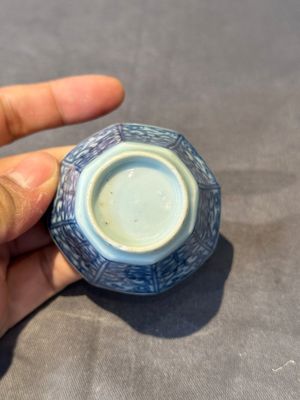 A varied collection of Chinese porcelain, Kangxi and later — foto 23