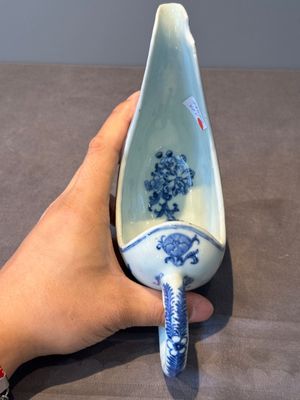 A varied collection of Chinese porcelain, Kangxi and later — foto 64