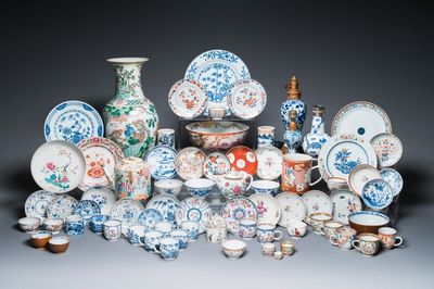 A varied collection of Chinese porcelain, Kangxi and later
