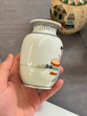 A varied collection of Chinese porcelain, Kangxi and later — 照片 23