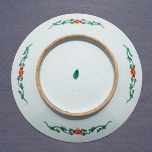 A varied collection of Chinese porcelain, Ming and later — photo 19