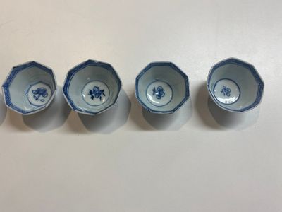 A varied collection of Chinese porcelain, Ming and later — foto 6