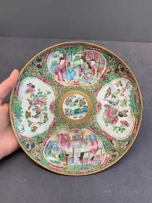 A varied collection of Chinese porcelain, Yongzheng and later — photo 33