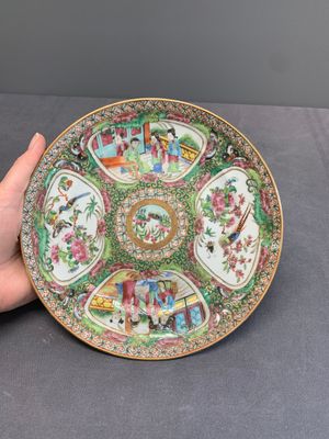 A varied collection of Chinese porcelain, Yongzheng and later — photo 37