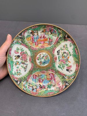 A varied collection of Chinese porcelain, Yongzheng and later — photo 41
