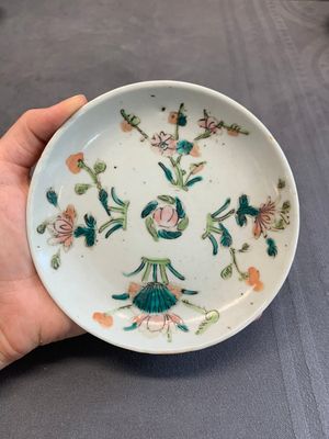A varied collection of Chinese porcelain, Yongzheng and later — photo 53