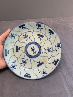 A varied collection of Chinese porcelain, Yongzheng and later — photo 7