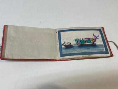A varied collection of Chinese rice paper paintings with figures, Canton, 19th C. — 照片 59