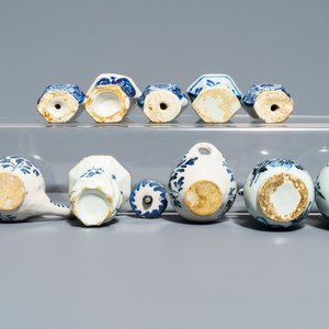 A varied collection of Dutch Delft blue and white miniatures, mostly 18th C. — 照片 5