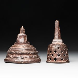 A varied collection of eight bronze Buddha figures, South Asia, 18/19th C. — foto 15