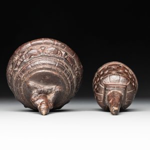 A varied collection of eight bronze Buddha figures, South Asia, 18/19th C. — foto 16