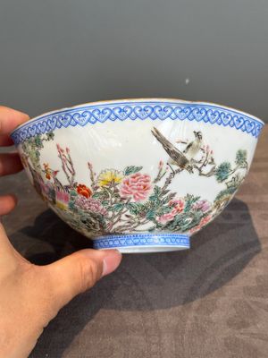 A varied collection of eight Chinese famille rose eggshell bowls, Jingdezhen mark, 20th C. — photo 21