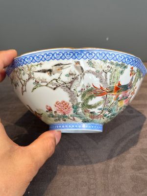 A varied collection of eight Chinese famille rose eggshell bowls, Jingdezhen mark, 20th C. — photo 30
