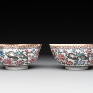 A varied collection of eight Chinese famille rose eggshell bowls, Jingdezhen mark, 20th C. — photo 23